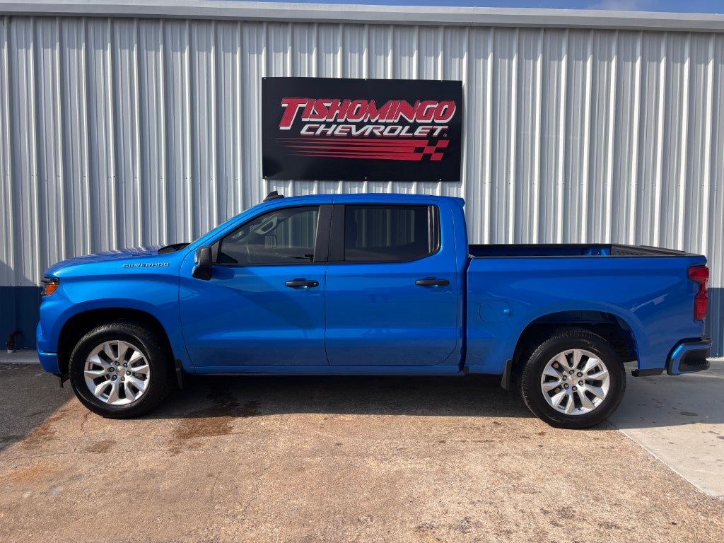 2025 Chevrolet Silverado 1500 Custom in Riptide Blue Metallic — front three-quarter view