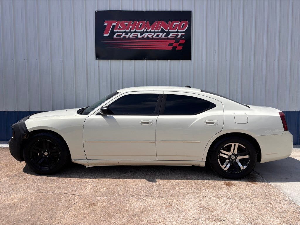 2006 Dodge Charger NA in White — front three-quarter view